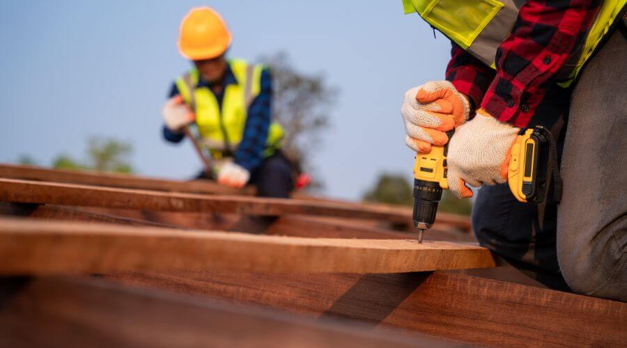 Expert Emergency Roof Repairs services in Sawyerville, IL